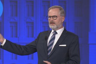 Snad nebude muset natočit video, reaguje opozice n...